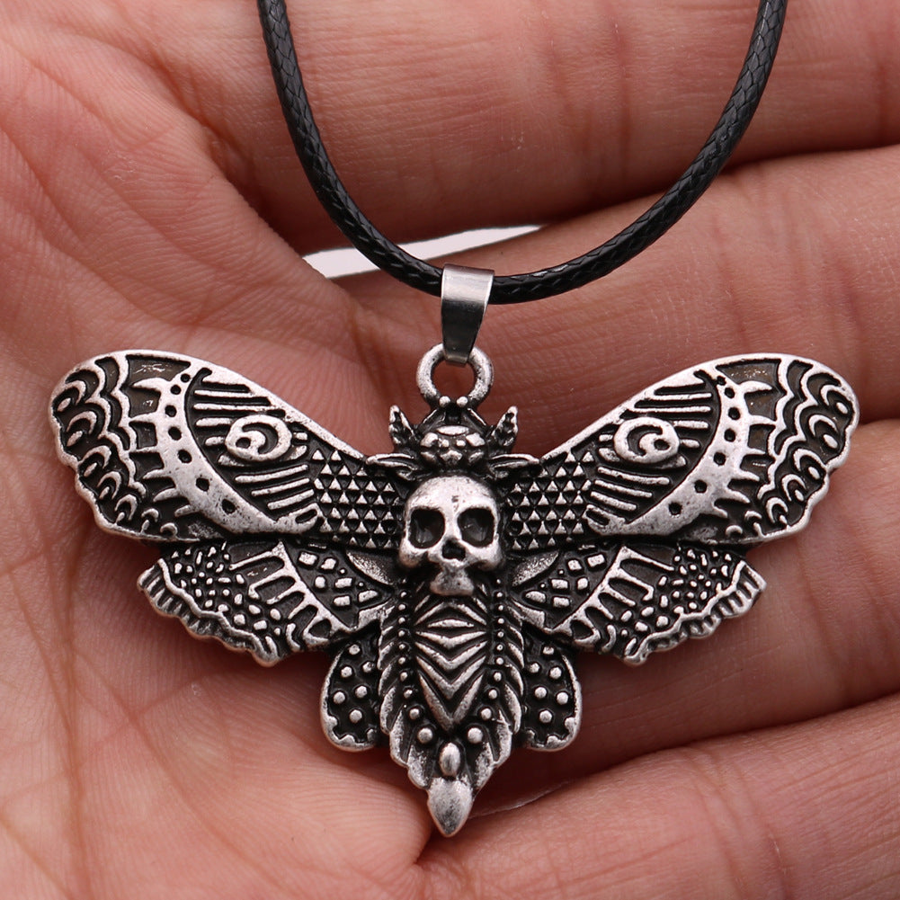 Gothic Skull Moth Alloy Necklace with Personalized Butterfly Pendant