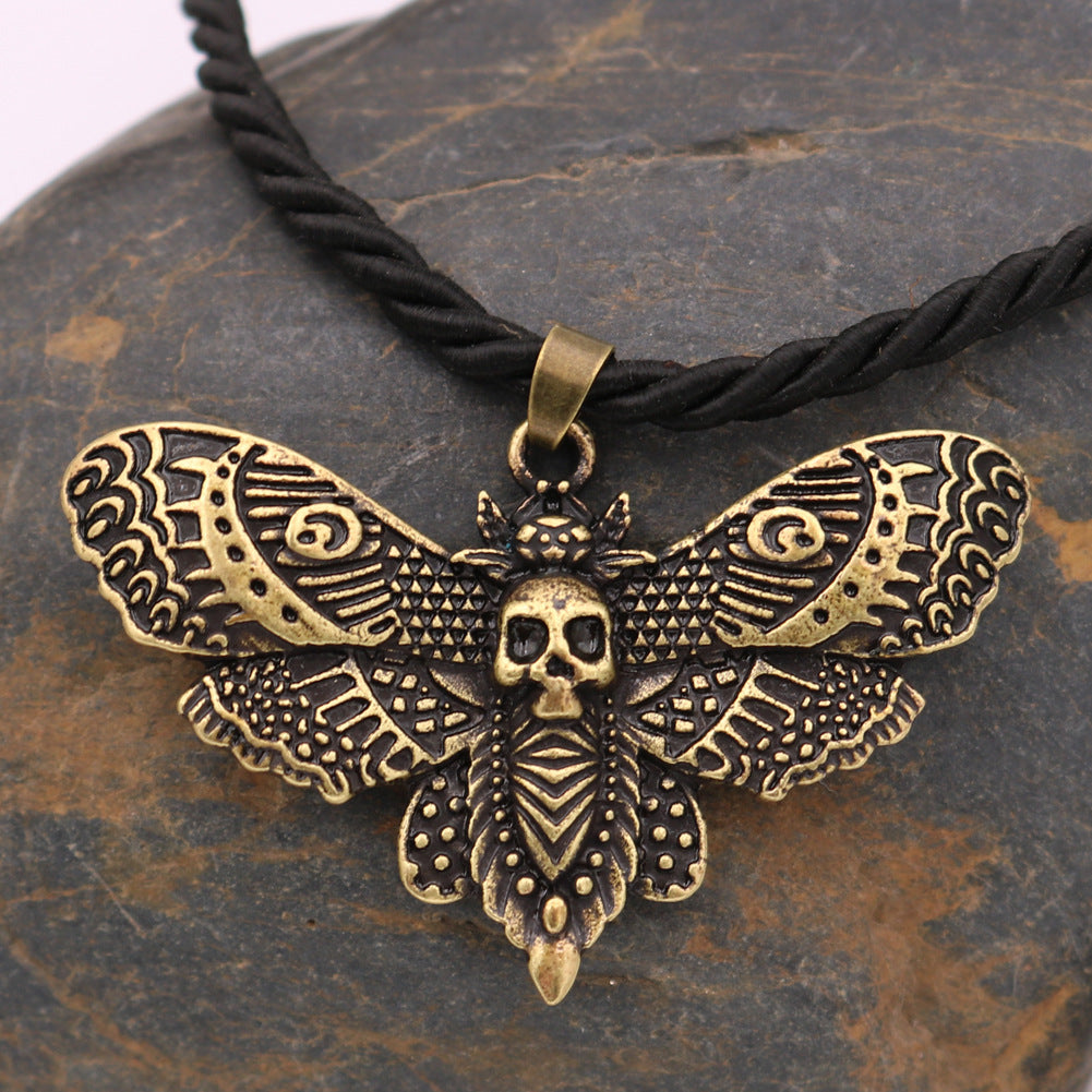 Gothic Skull Moth Alloy Necklace with Personalized Butterfly Pendant