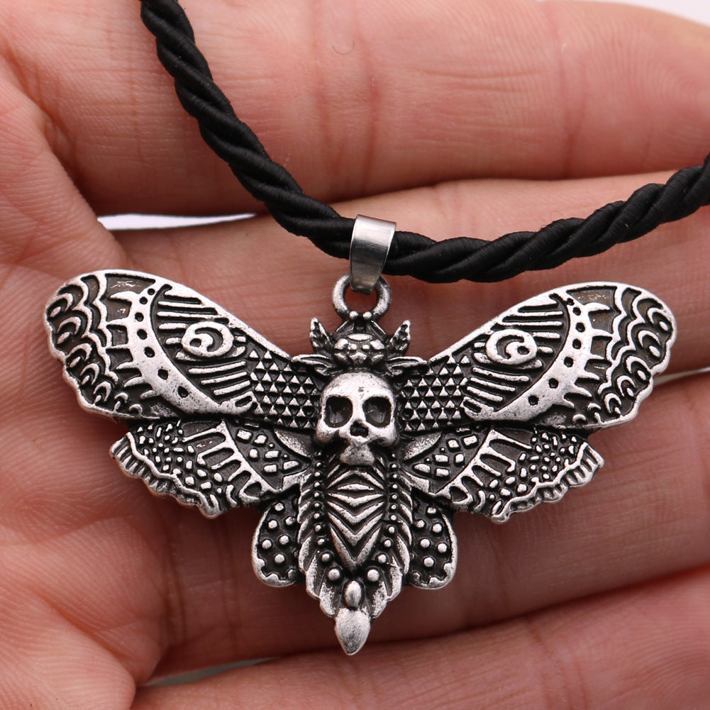 Gothic Skull Moth Alloy Necklace with Personalized Butterfly Pendant