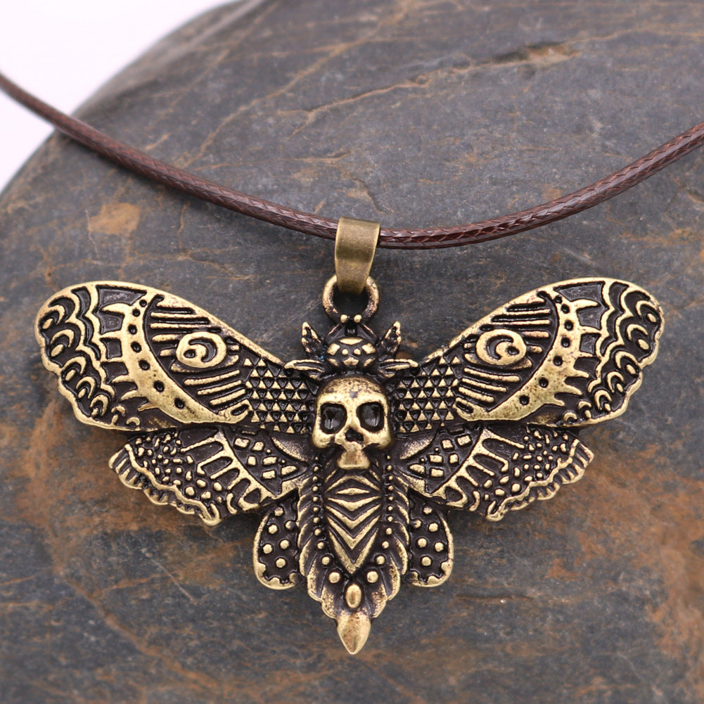 Gothic Skull Moth Alloy Necklace with Personalized Butterfly Pendant