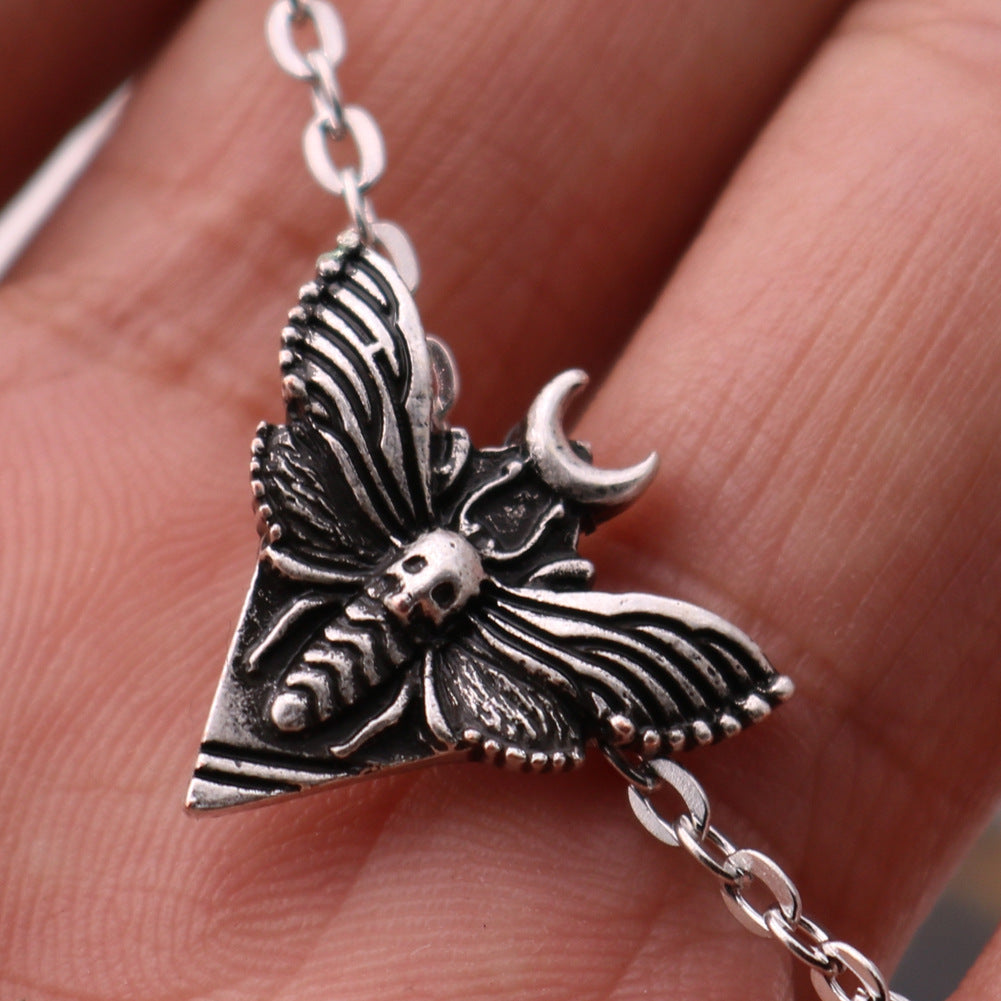 Cute Metal Moth Pendant Necklace for Men - Popular European and American Style