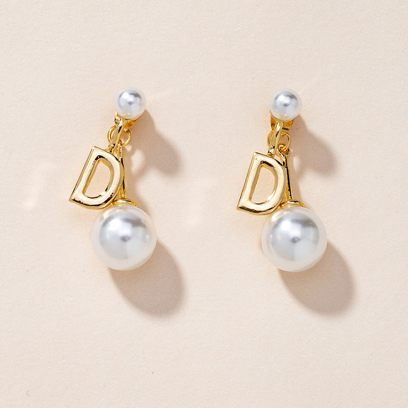 Chic Pearl Earrings - Vienna Verve Collection