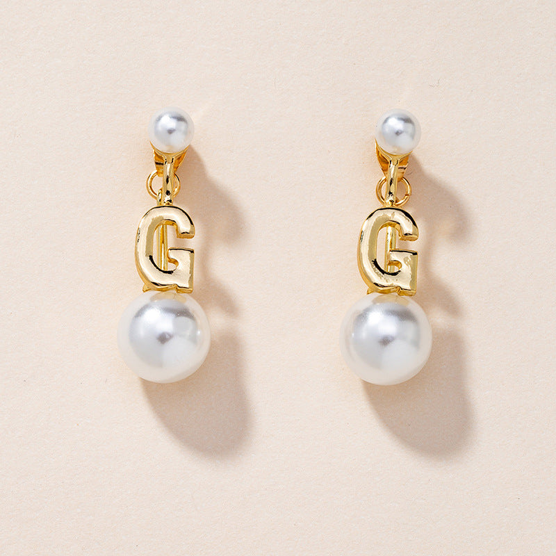 Chic Pearl Earrings - Vienna Verve Collection