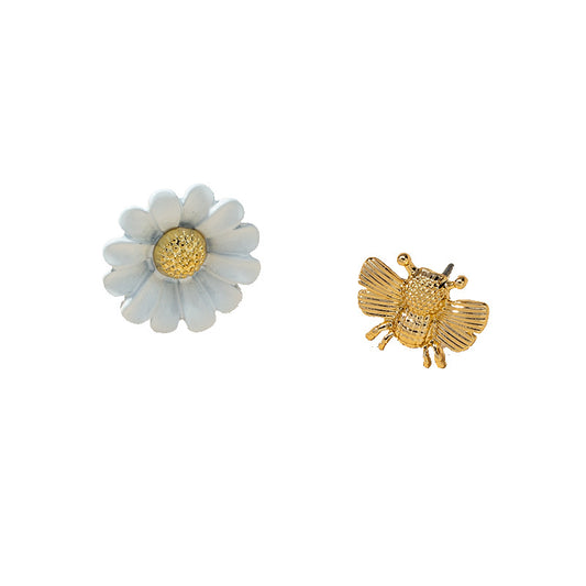 European and American Inspired Floral Bee Earrings Set: Stylish and Unique Cross-Border Jewelry