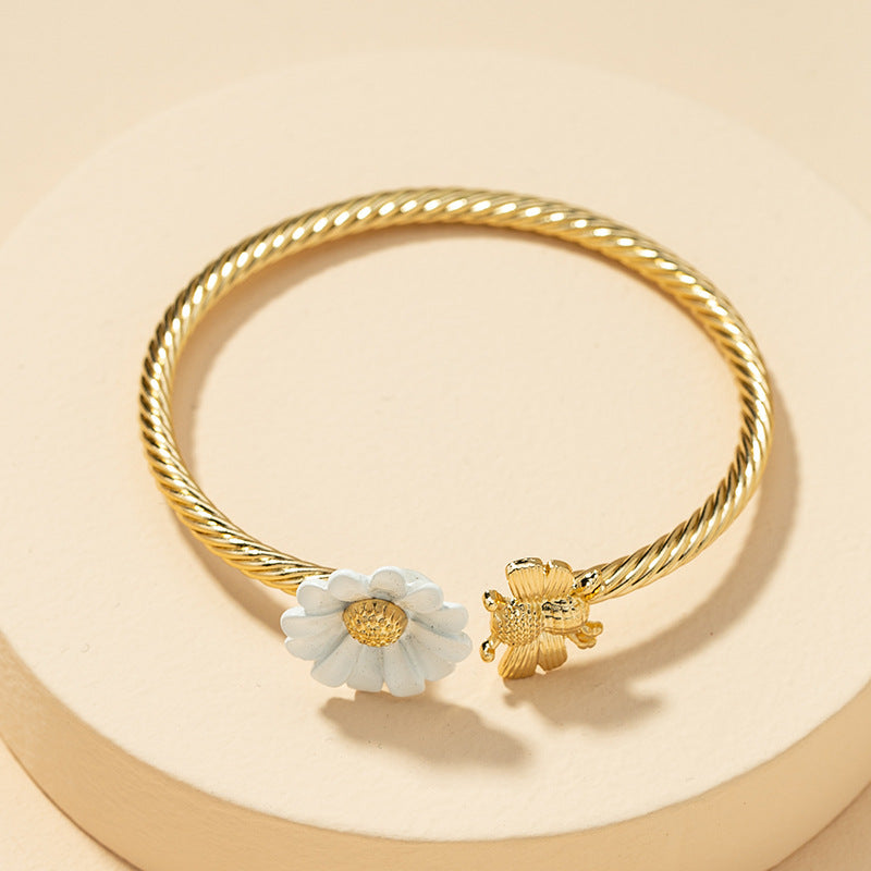 Bee and Blossom Charm Bracelet - Vienna Verve Collection