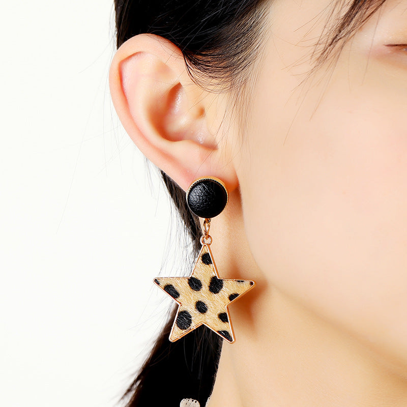 Leopard Heart-shaped Horse Hair Earrings - Vienna Verve Collection - Cross-border Jewelry