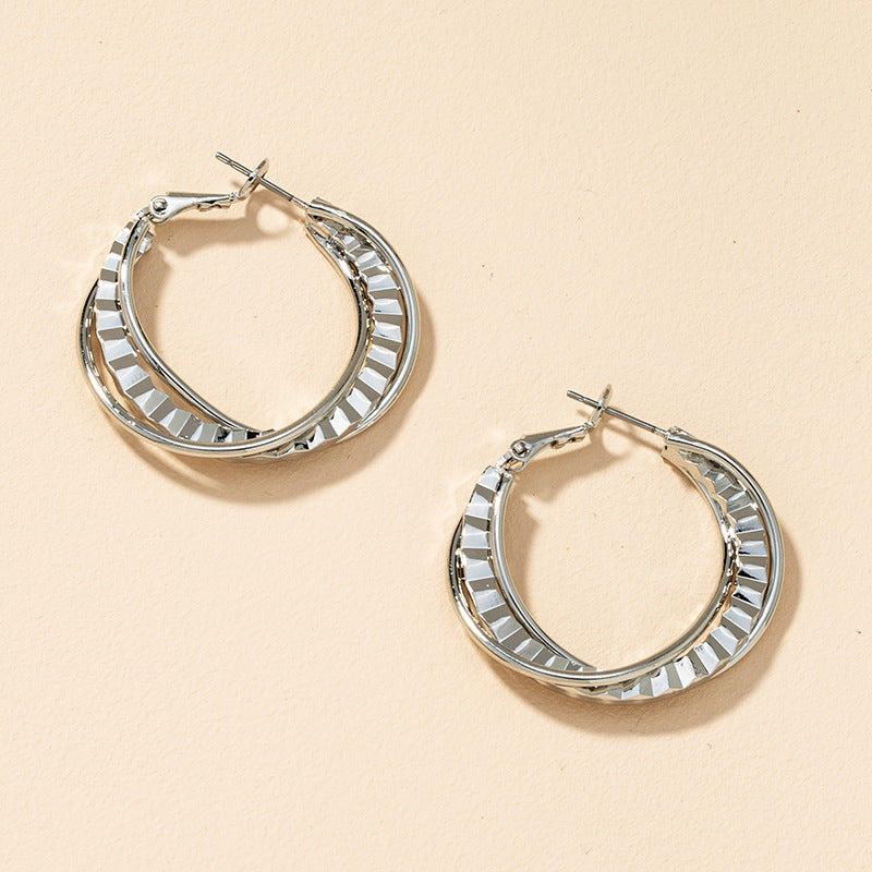 European and American Trendy Metal Earrings: Vienna Verve Collection