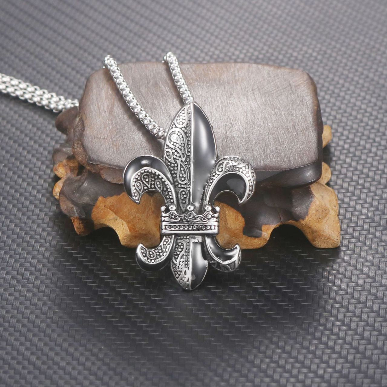 Retro Titanium Steel Pendant for Men - European and American Trend Jewelry