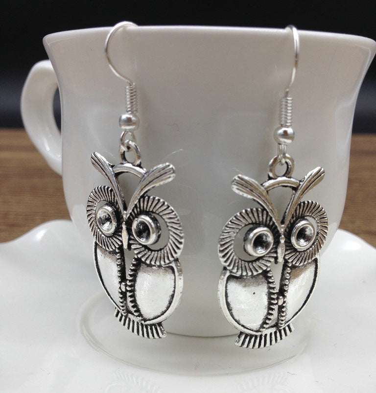 Retro Owl Stud Earrings - Vienna Verve Collection