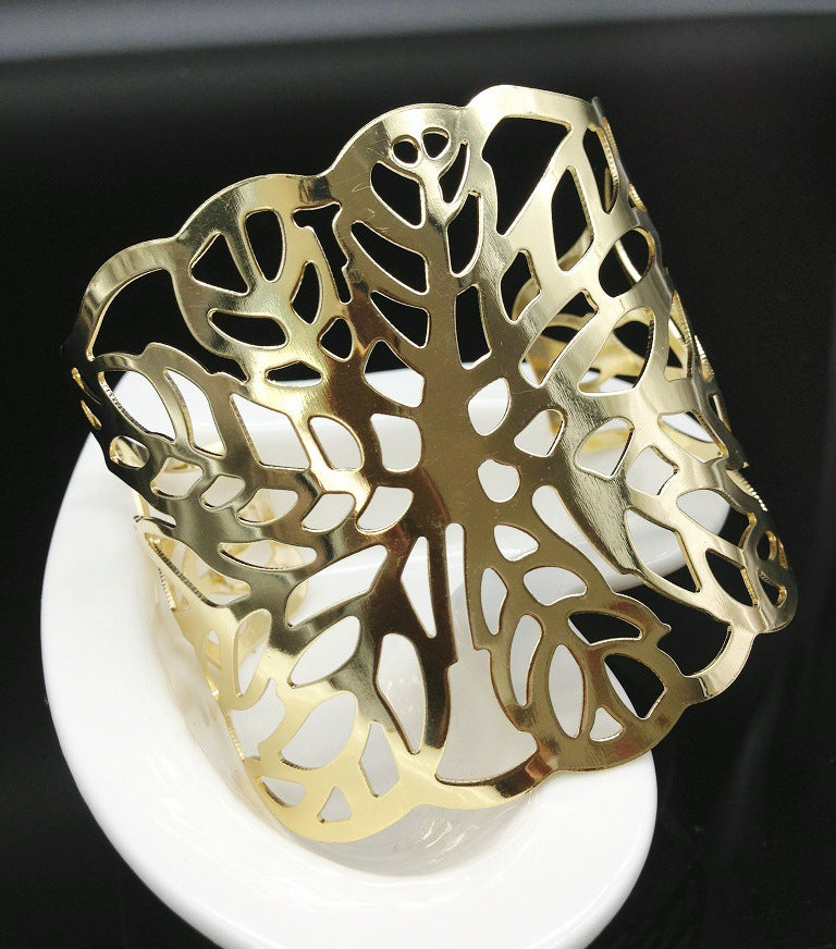 Golden Leaf Pattern Bracelet Set - Vienna Verve Collection