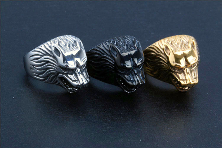 Titanium Steel Wolf Head Ring for Men - Bold Retro Jewelry Statement