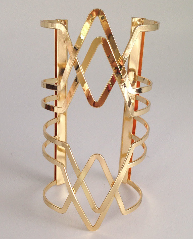 Vibrant Vienna Verve V-Shaped Punk Metal Bracelet