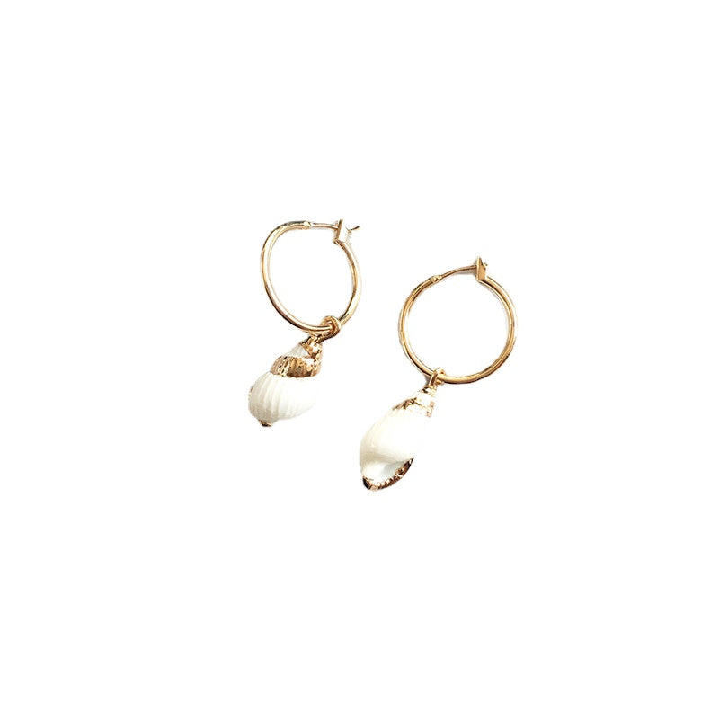 Golden Seashell Earrings - Vienna Verve Collection