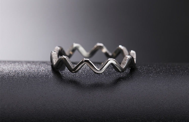 Everyday Genie Titanium Steel Rose Gold Water Wave Ring