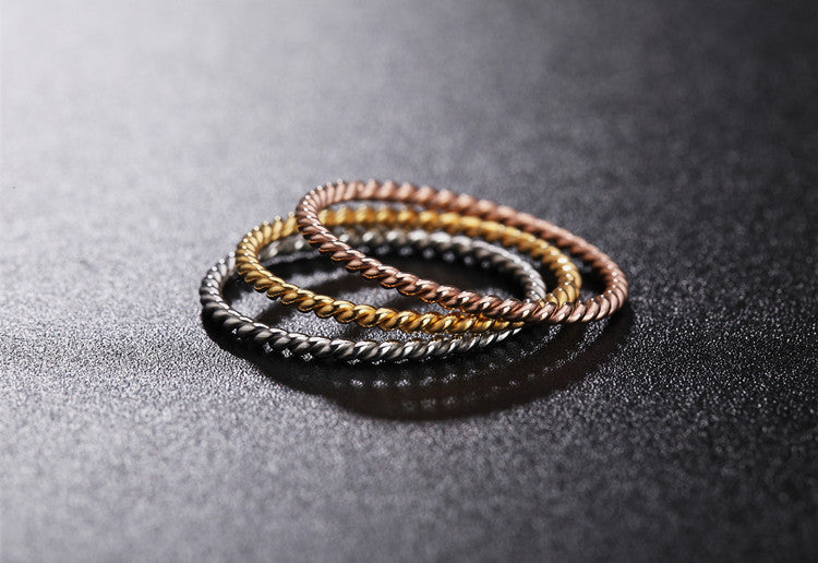 Rose Gold Titanium Steel Ring Set with Minimalist Thread Design