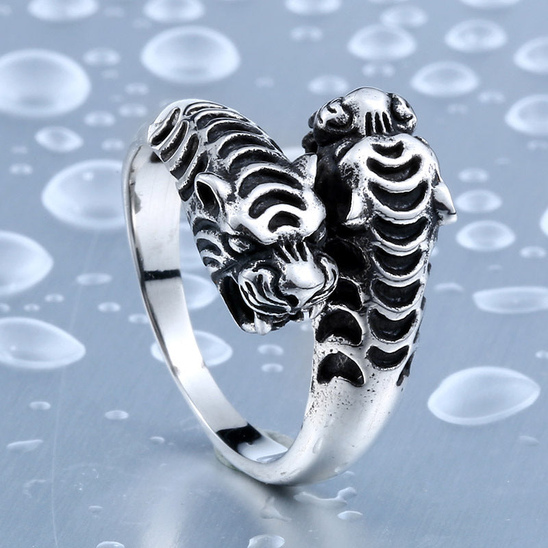 Custom Retro Tiger Head Titanium Steel Ring for Men - Trendy Animal Jewelry Wholesale