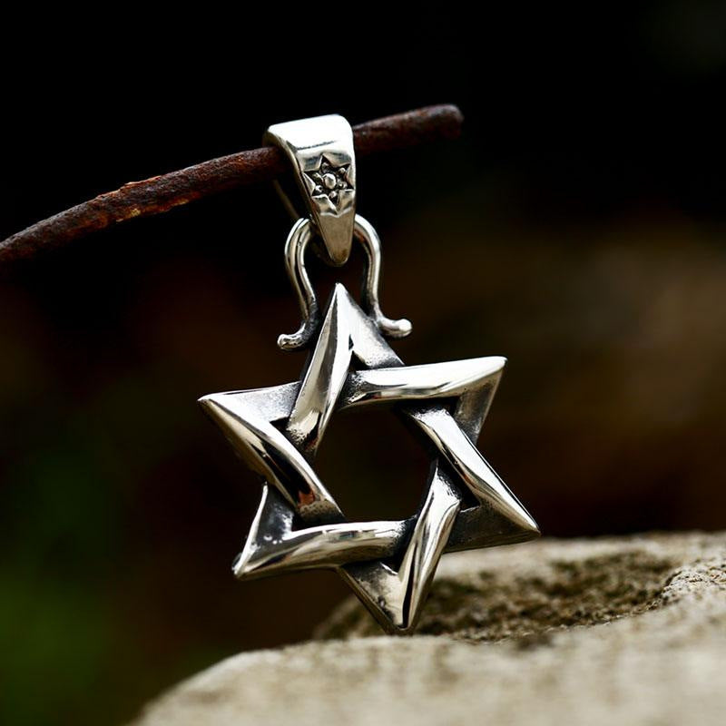 Wholesale Retro Stainless Steel Hexagram Pendant for Men - European and American Fashion Titanium Steel Jewelry