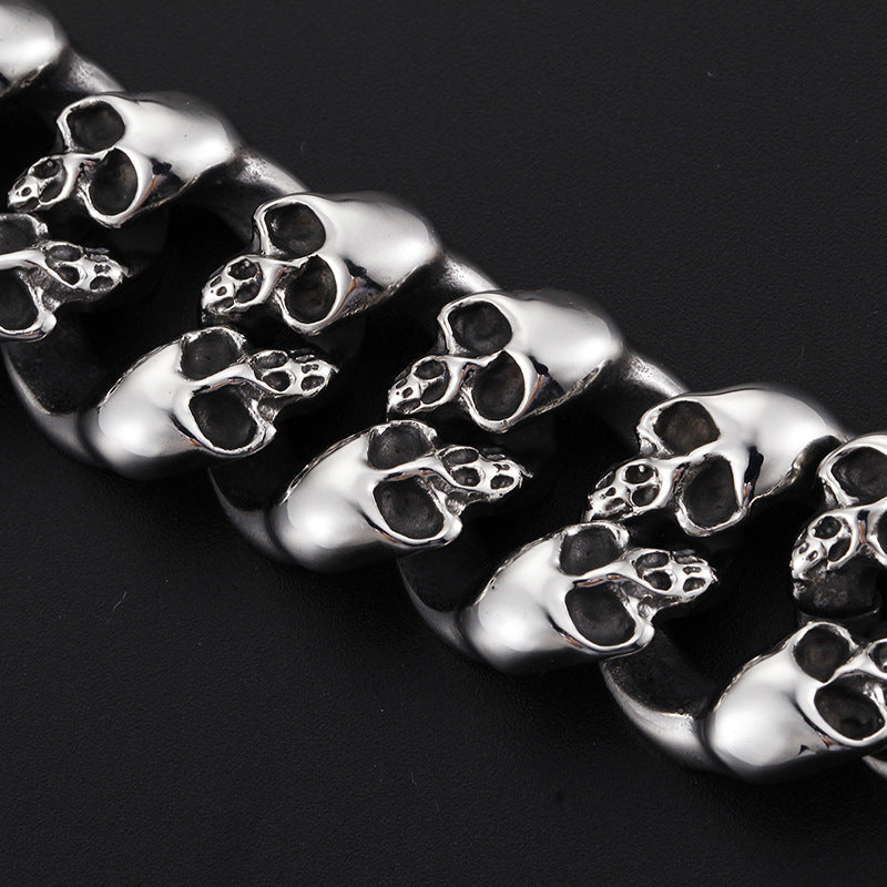 Punk Skull Men's Bracelet - Retro Titanium Steel Jewelry for a Bold Statement