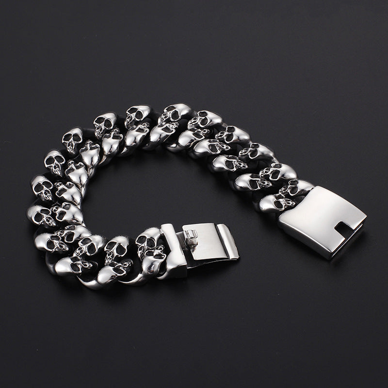 Punk Skull Men's Bracelet - Retro Titanium Steel Jewelry for a Bold Statement