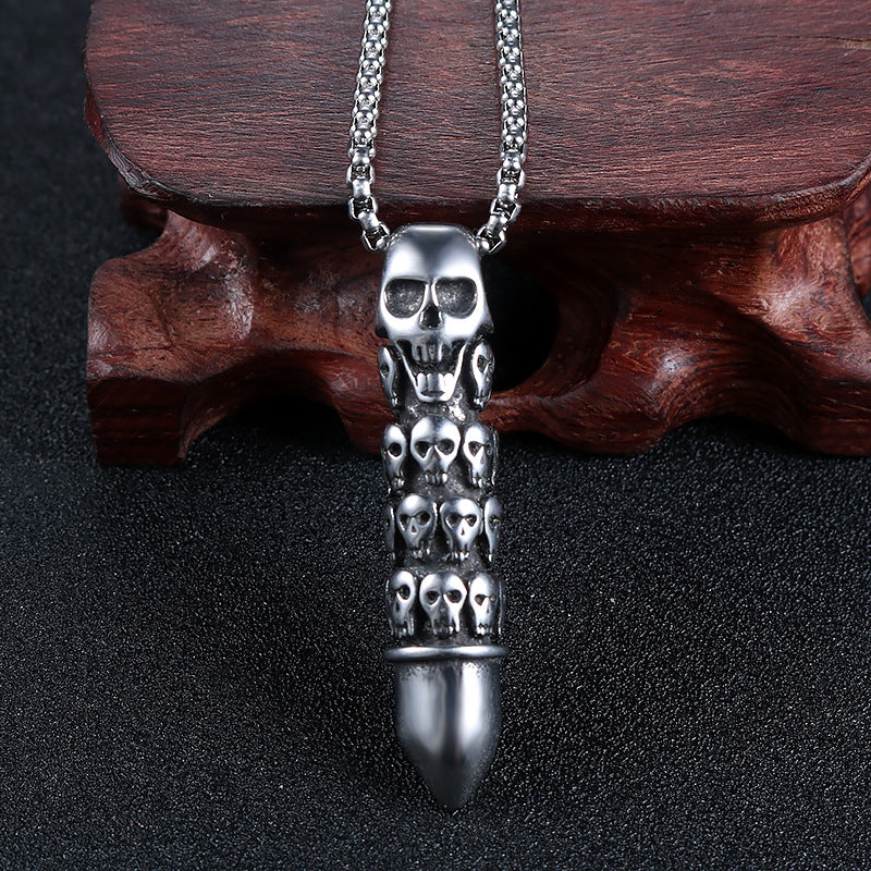 Titanium Steel Skull Bullet Pendant, Retro Punk Jewelry for Men, European and American Style