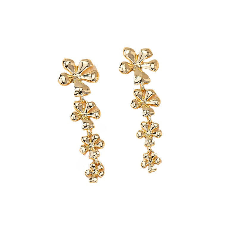 Vienna Verve Metal Stud Earrings with Five-Leaf Flower Design