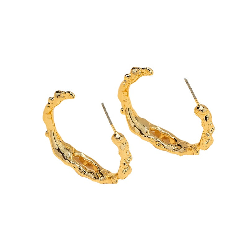 Golden C-Curve Earrings with Vintage Style