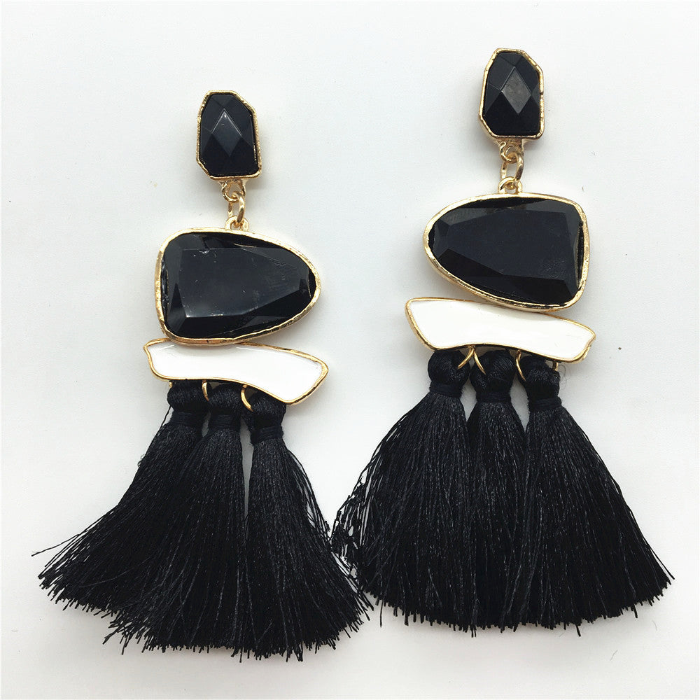 Fashionable Tassel Earrings with a Retro Twist