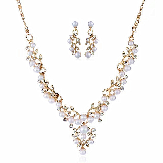 Elegant Pearl and Rhinestone Leaf Jewelry Set - Savanna Rhythms Collection