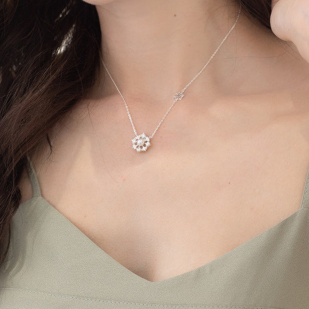 Christmas Pearl Zircon Snowflake Sterling Silver Necklace