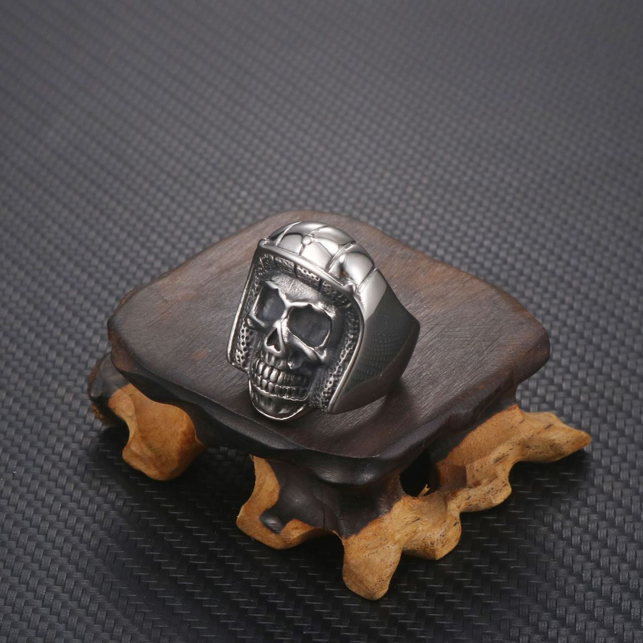 Titanium Steel Pilot Skull Ring - Retro-Inspired Men's Accessory