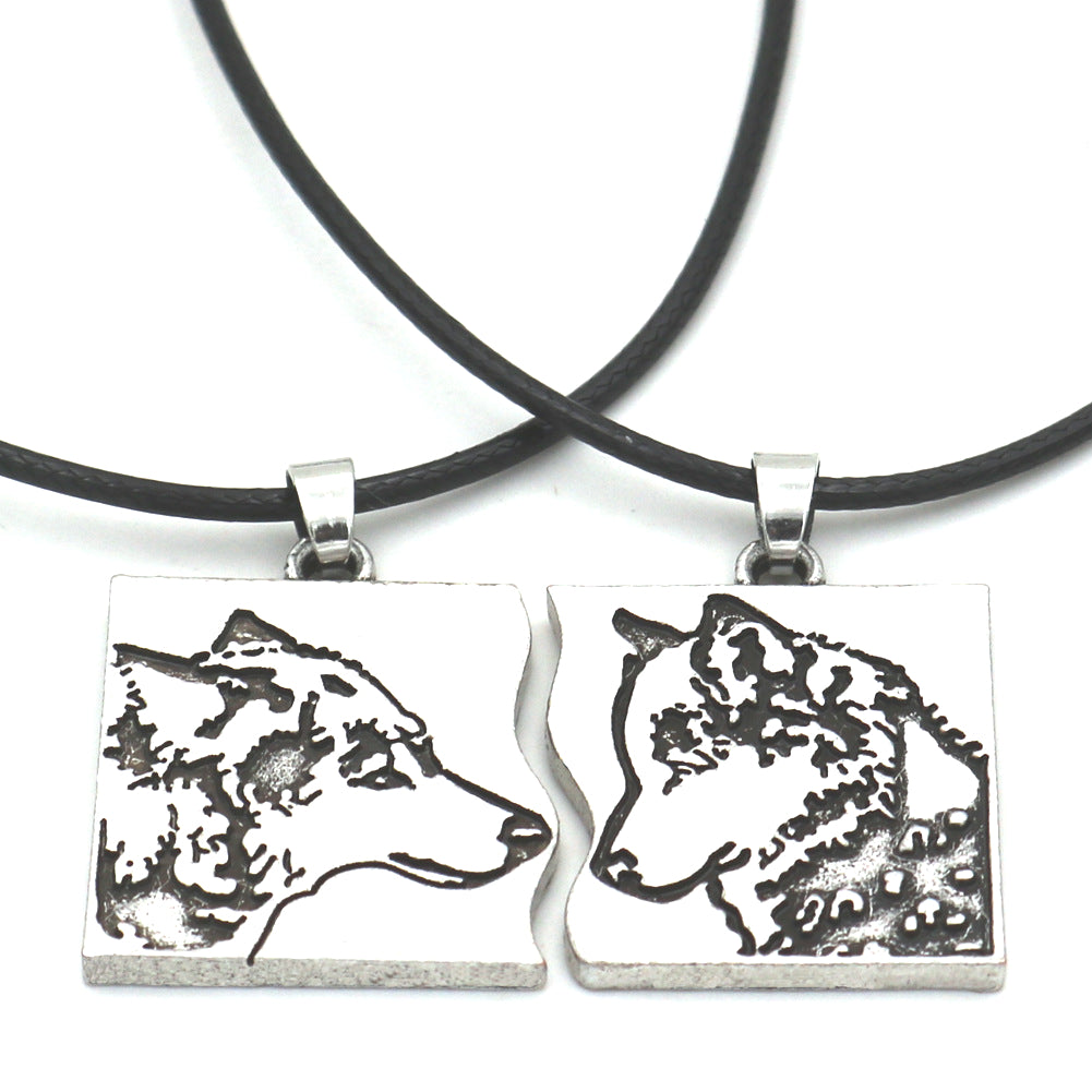 Slavic Wolf Head Necklace Set - Norse Legacy Jewelry Piece