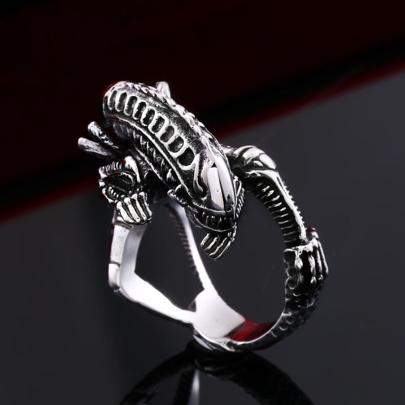 Men's Three-Dimensional Alien Titanium Steel Ring - Unique Film & TV Inspired Accessory