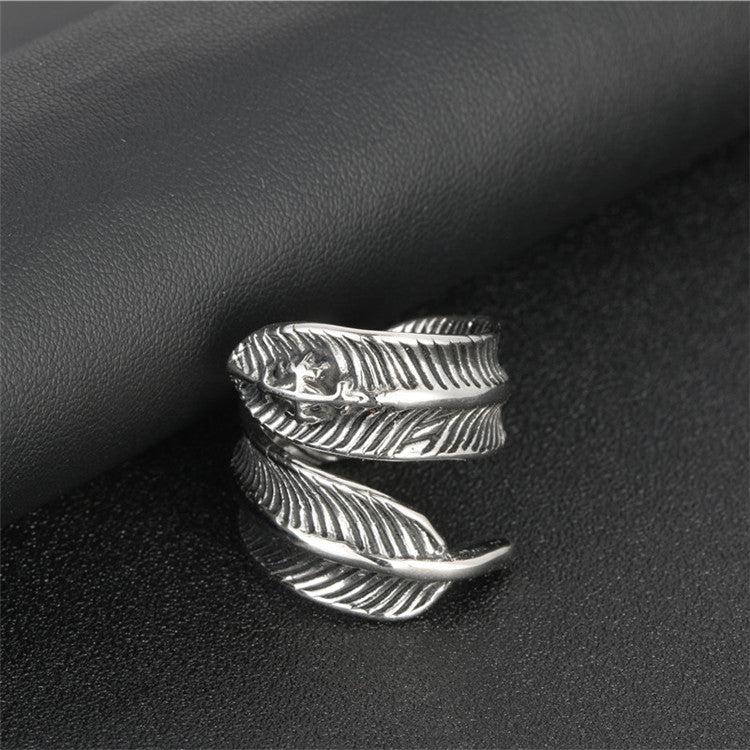 Men's Punk Feather Leaf Ring - Stylish Titanium Steel Accessory