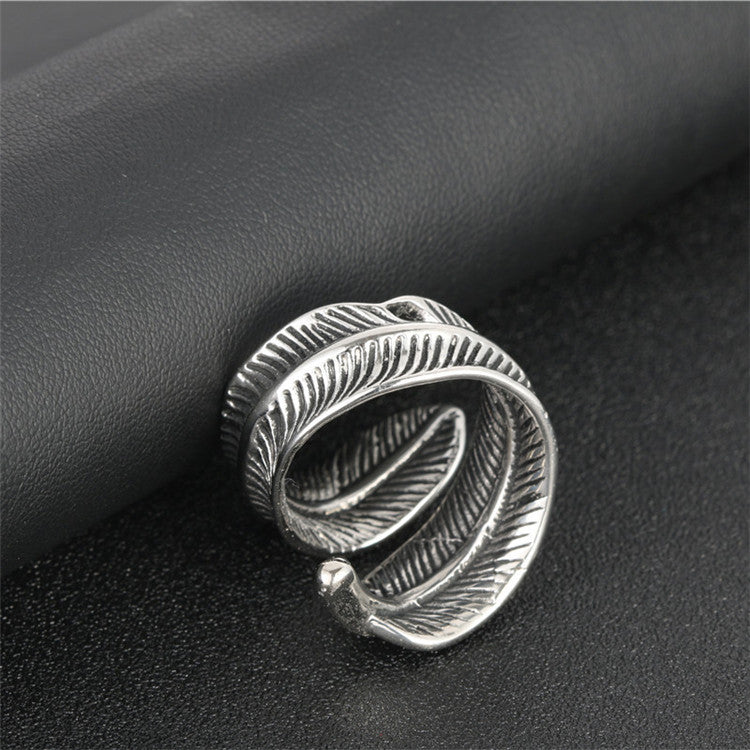 Men's Punk Feather Leaf Ring - Stylish Titanium Steel Accessory