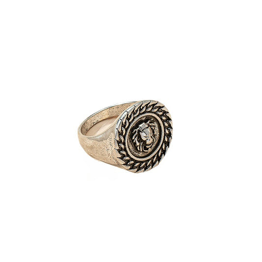 Roaring Punk Lion Head Ring: Street Style Statement Piece