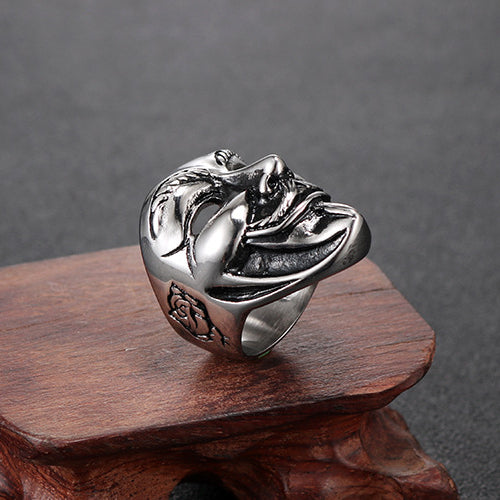 V-shaped Titanium Steel Vendetta Ring Inspired by European and American Film, Clown Mask Design for Men