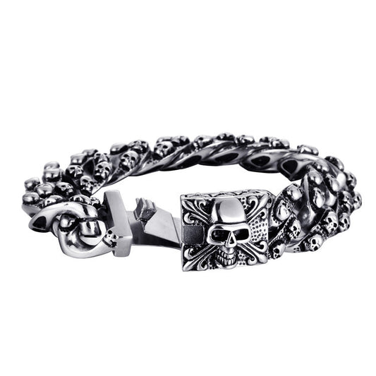 Titanium Steel Punk Skull Bracelet for Men – Bold and Edgy Fashion Statement