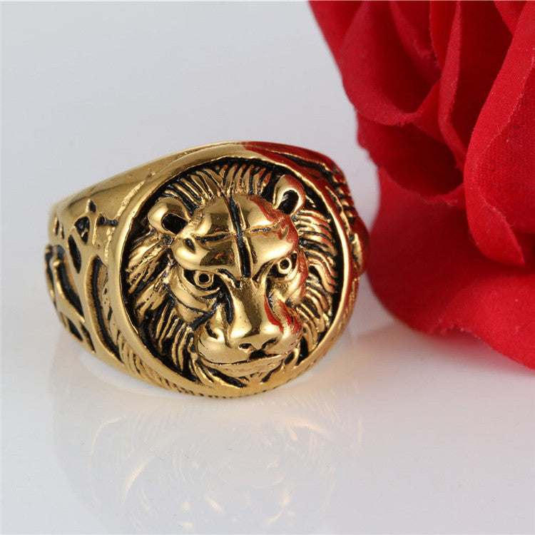 Titanium Steel Retro Punk Lion Emblem Ring for Men - Trendy Square Design