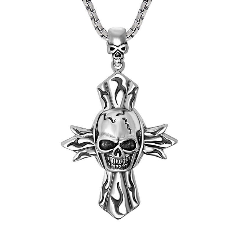 Men's European and American Punk Goth Skull Necklace - Retro Exaggerated Titanium Steel Pendant