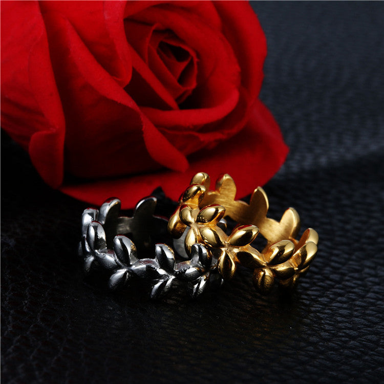 Trendy Titanium Steel Leaf Wreath Ring for Men and Women - A Stylish Gift Idea