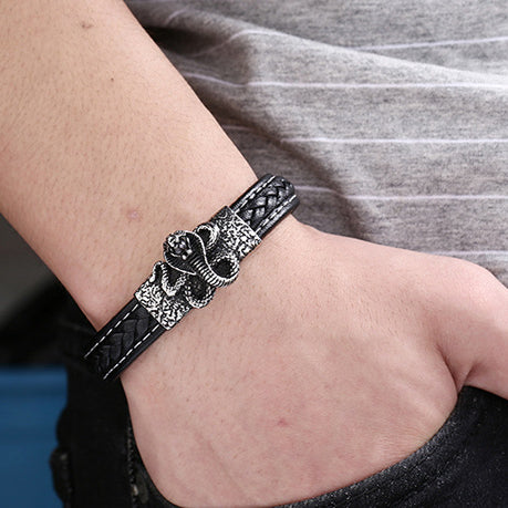 Customizable Vintage-Inspired Titanium Steel Cobra Bracelet for Men