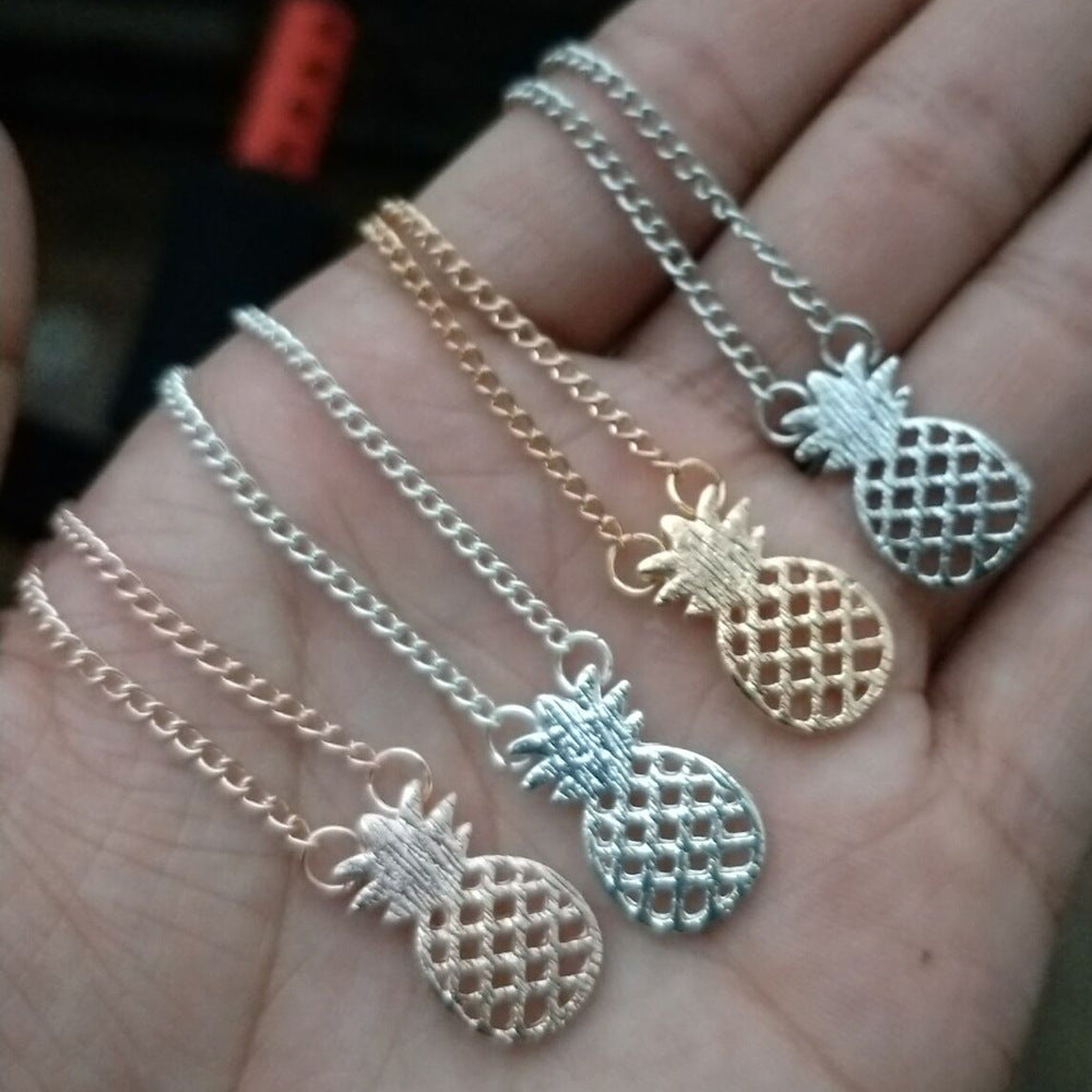 Trendy Pineapple Pendant Necklace - Unique Fashion Jewelry for Retailers and Personalized Gifts