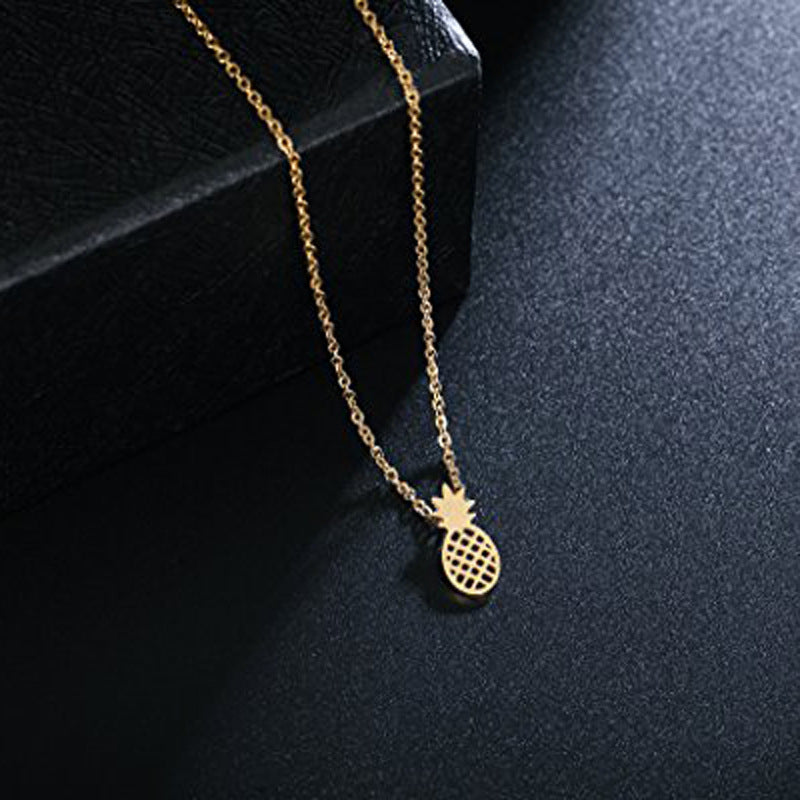 Trendy Pineapple Pendant Necklace - Unique Fashion Jewelry for Retailers and Personalized Gifts