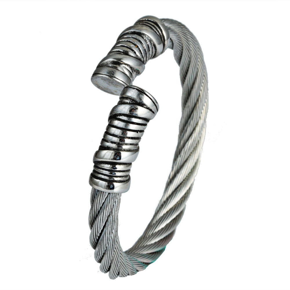 Punk Retro Titanium Steel Wire Bracelet for Men - Unique Horseshoe Design