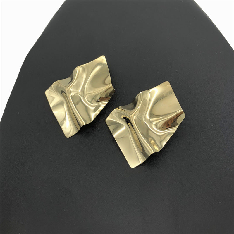 Exaggerated Alloy Earrings from Planderful Collection's Vienna Verve