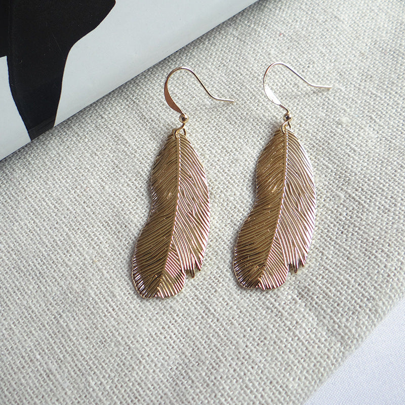 Korean Feather Design Metal Earrings with European & American Retro Style