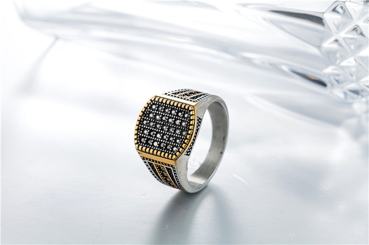 Retro Zircon-encrusted Titanium Steel Men's Ring