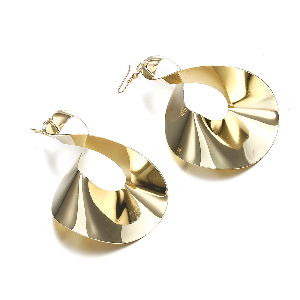 Exaggerated Twist Nigerian Alloy Earrings with Cross-border Design