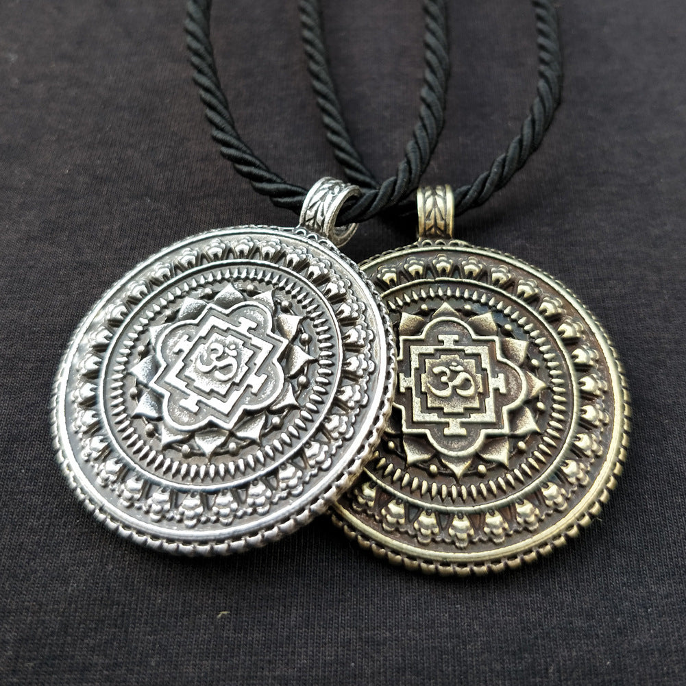 Norse Legacy Metal Datura Amulet Necklace for Men