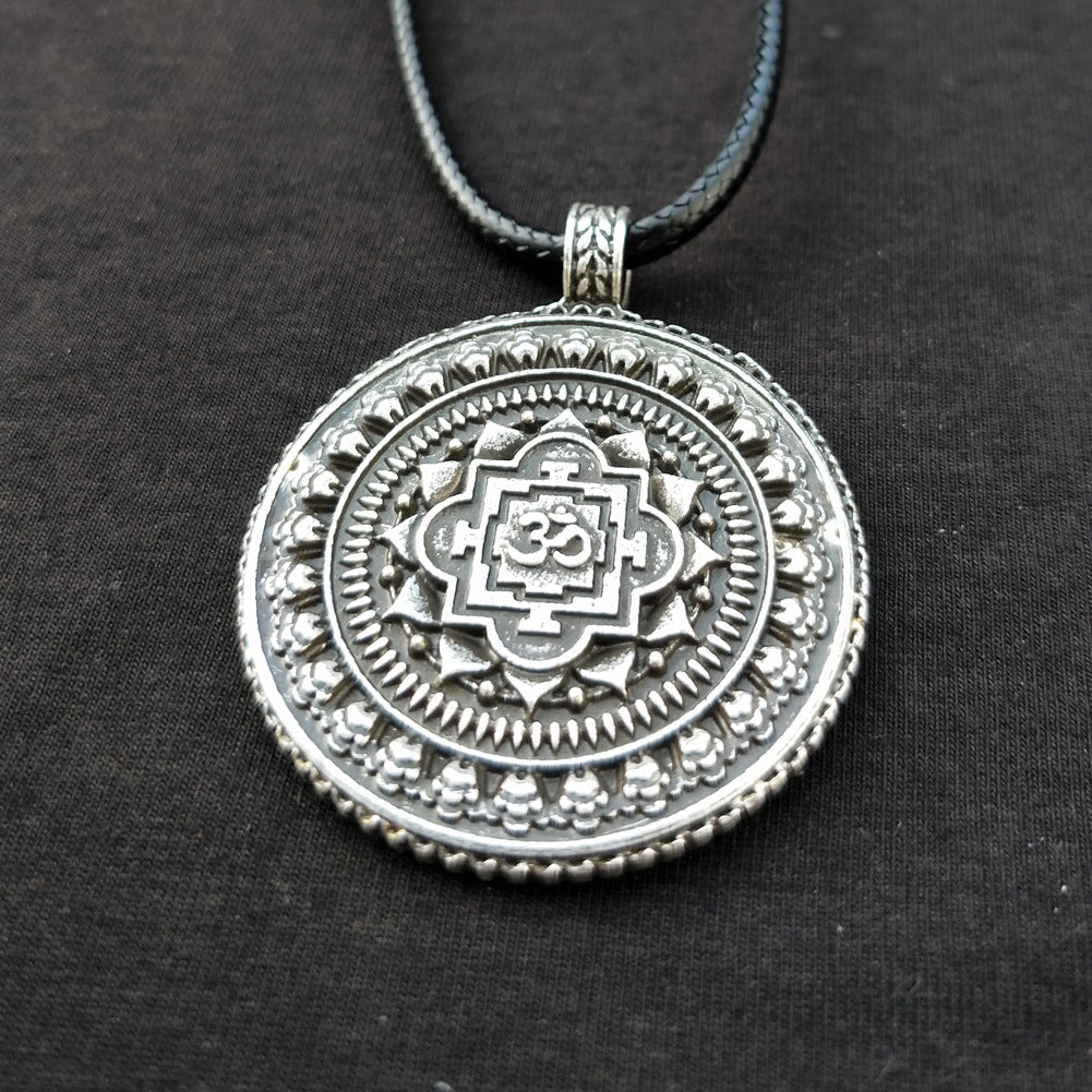 Norse Legacy Metal Datura Amulet Necklace for Men